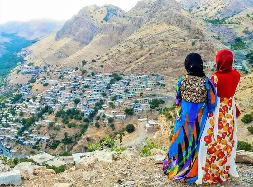 The cultural landscape of Uramanat: traditional Kurdish clothing