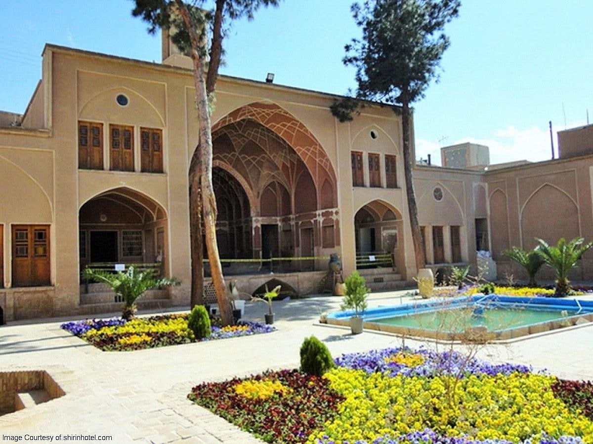 Yasin Historical House and its Courtyard