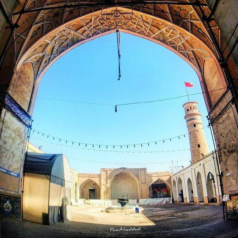 The courtyard of Jameh Mosque in Kashan