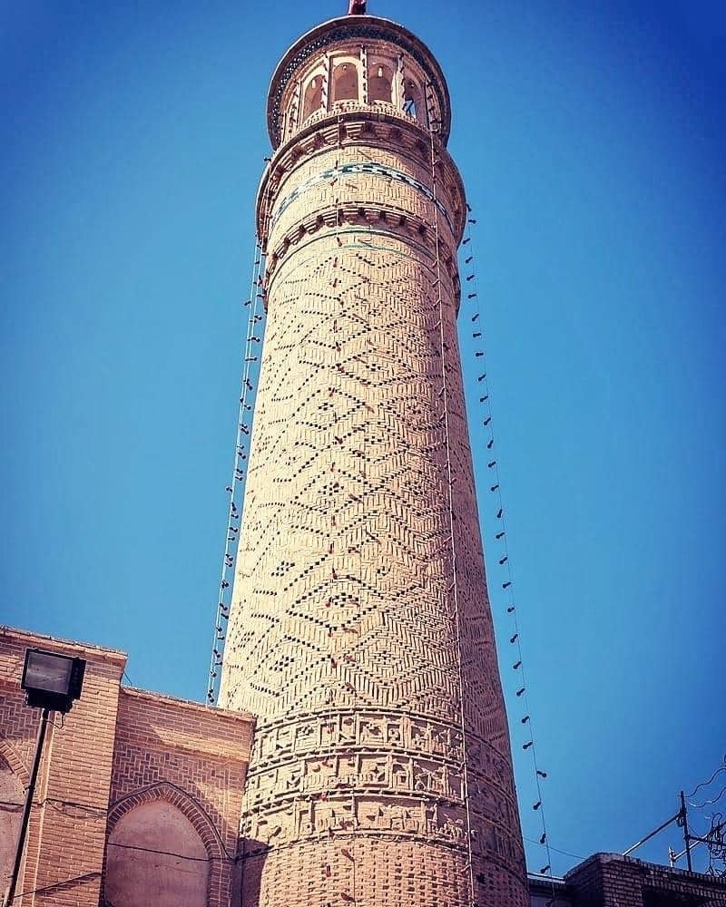 The minaret of Kashan Jameh Mosque