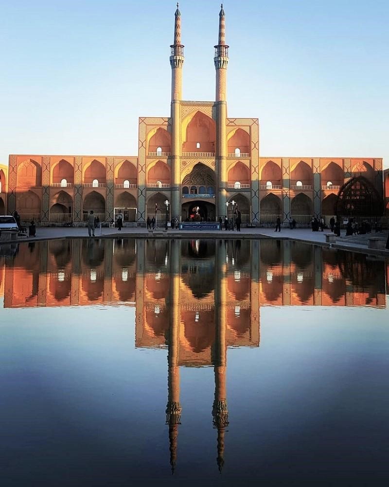 Amir Chakhmaq Takyeh, historical attraction in Yazd