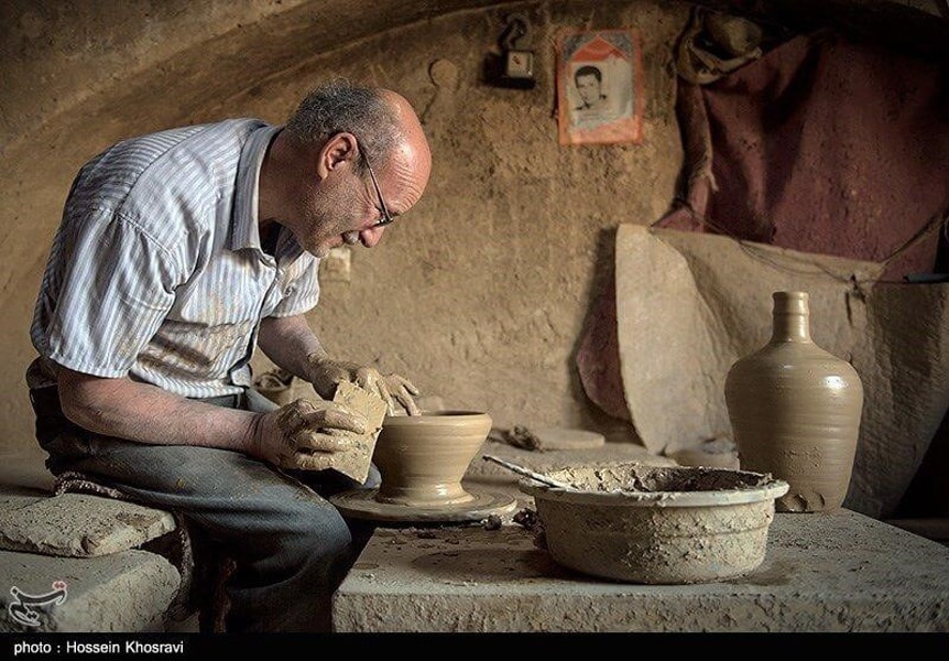 Pottery, an Iranian handicrafts since ancient times