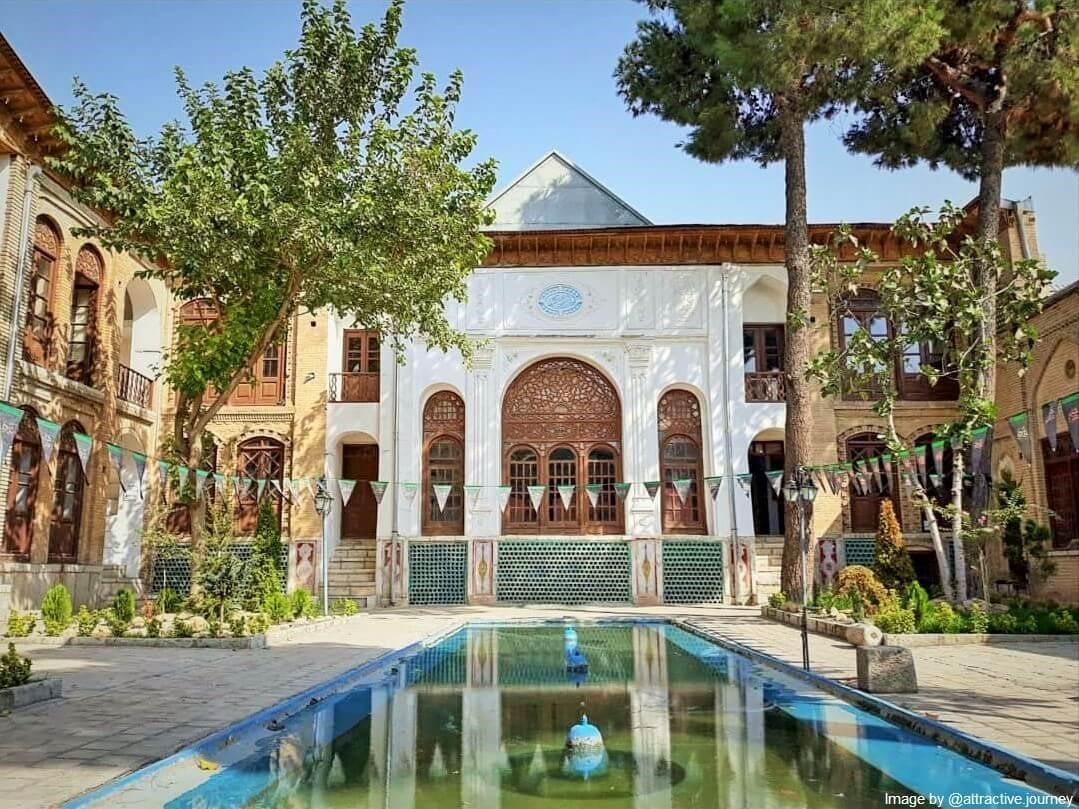 courtyard and fountain in Takyeh Beyglarbeygi, Kermanshah