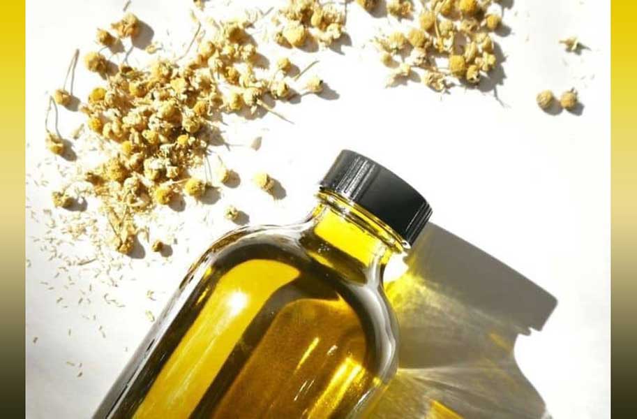 Chamomile oil for strengthening skin and hair