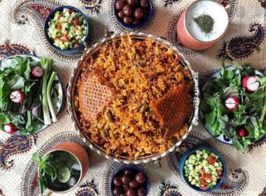 Loobia Polo and side dishes, combining warm-tempered and cold-tempered dishes