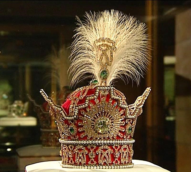 Bejeweled crown of Qajar kings