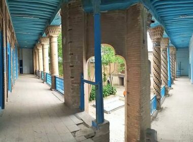 Kermanshah tourist attractions; courtyard of the Khajeh Baruch house