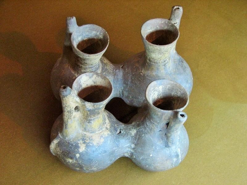 History of Iranian pottery making: gray ware pottery