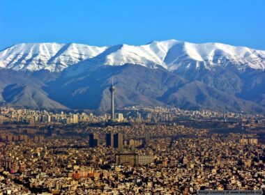 Explore the Alborz Mountain range