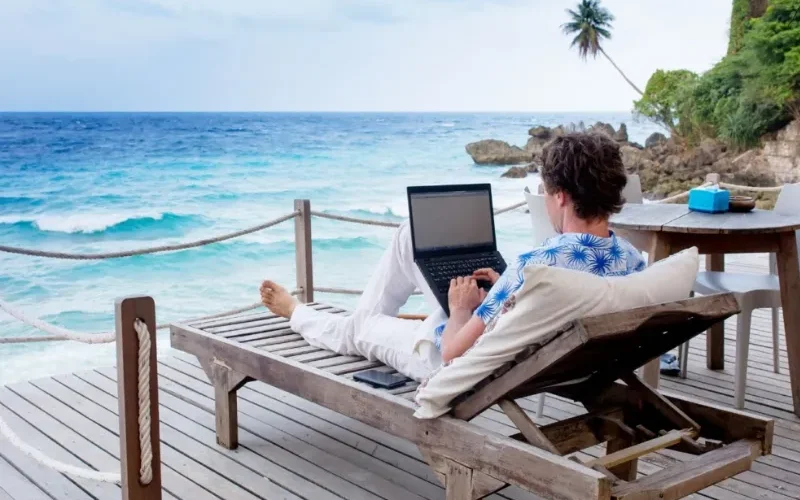 Remote Work While Traveling